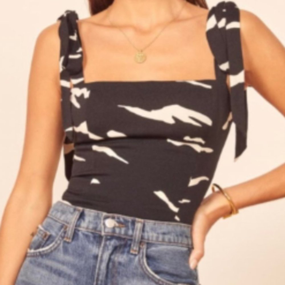 Ellora Top Reformation